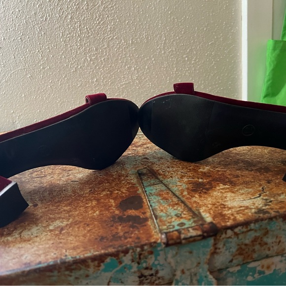Size 12 Velvet Maroon Block Heels - Picture 4 of 6